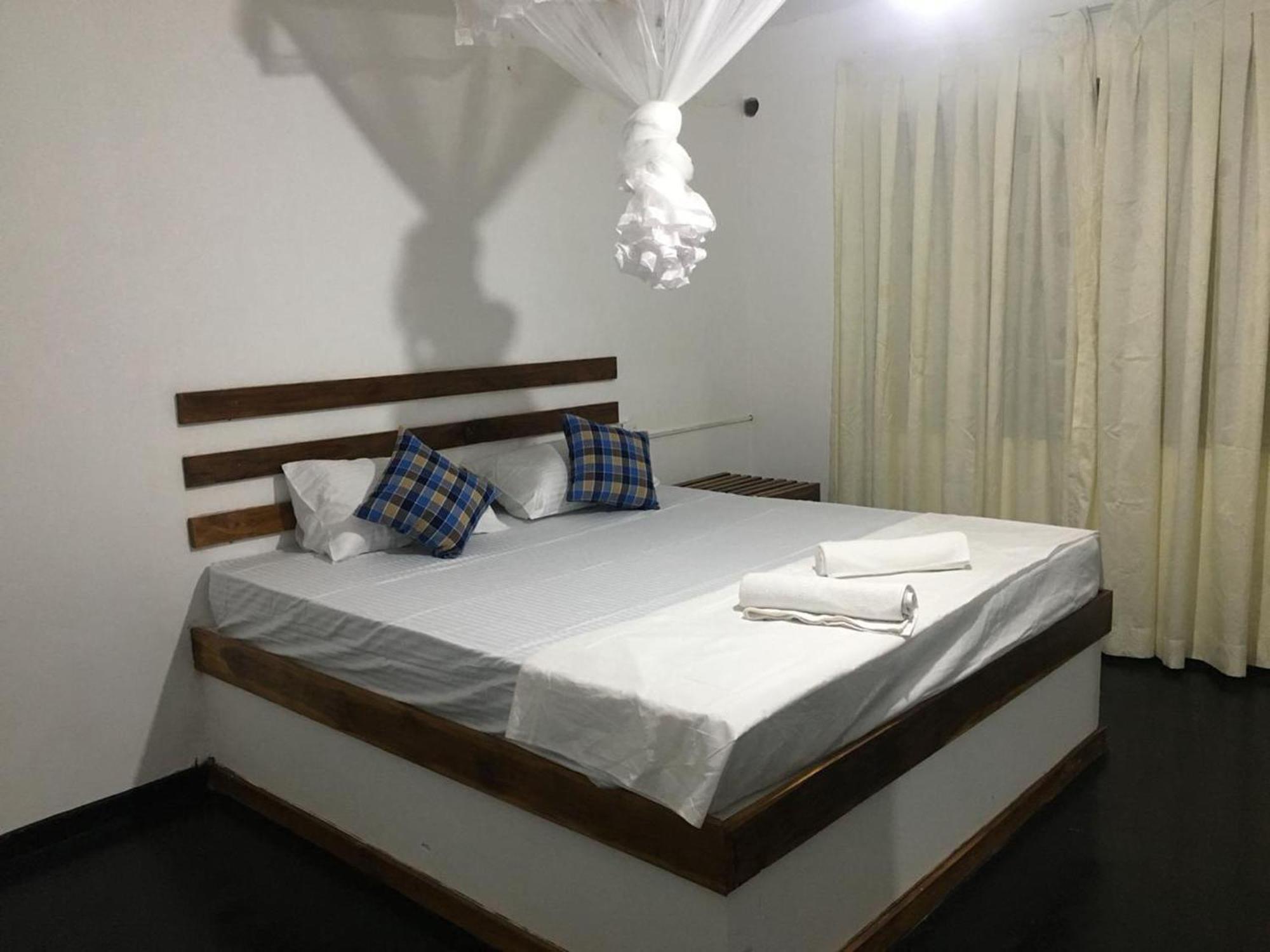 Family Resort 우다왈라웨 외부 사진